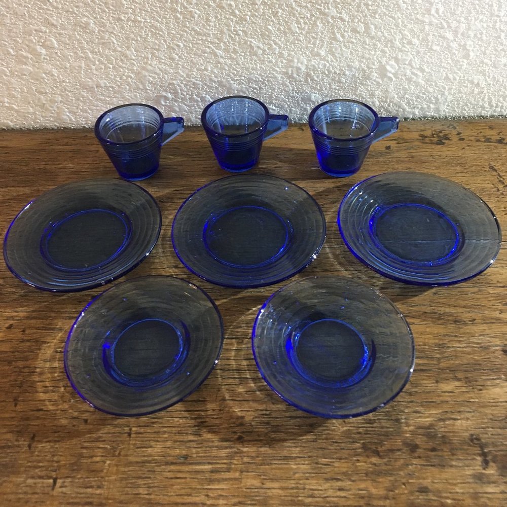 Vintage Akor 1940's Childs Cobalt Blue Glass Cup and Saucers